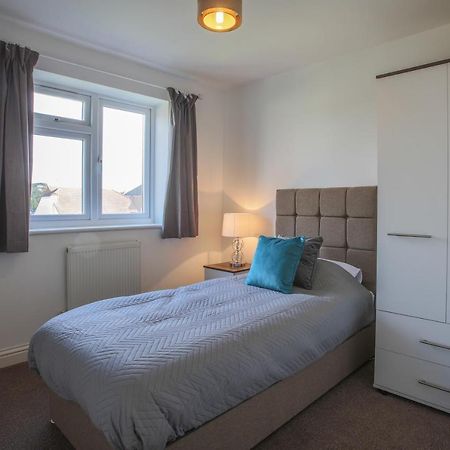 Vale House Apartment Northfleet Exterior photo